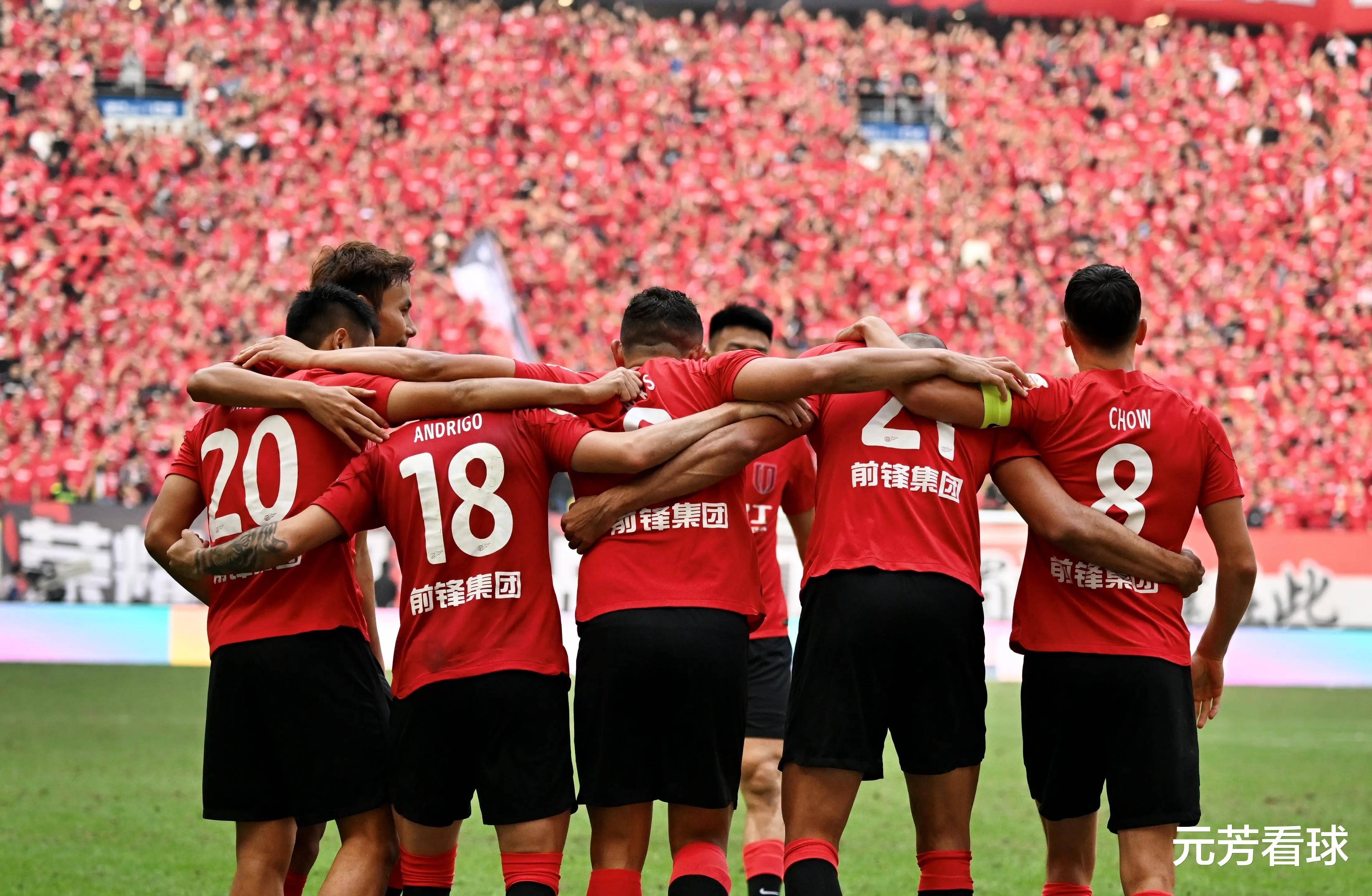 赛前体能课后，武汉三镇完成体检备战中超，管理层满意，赛季目标并未改变的简单介绍