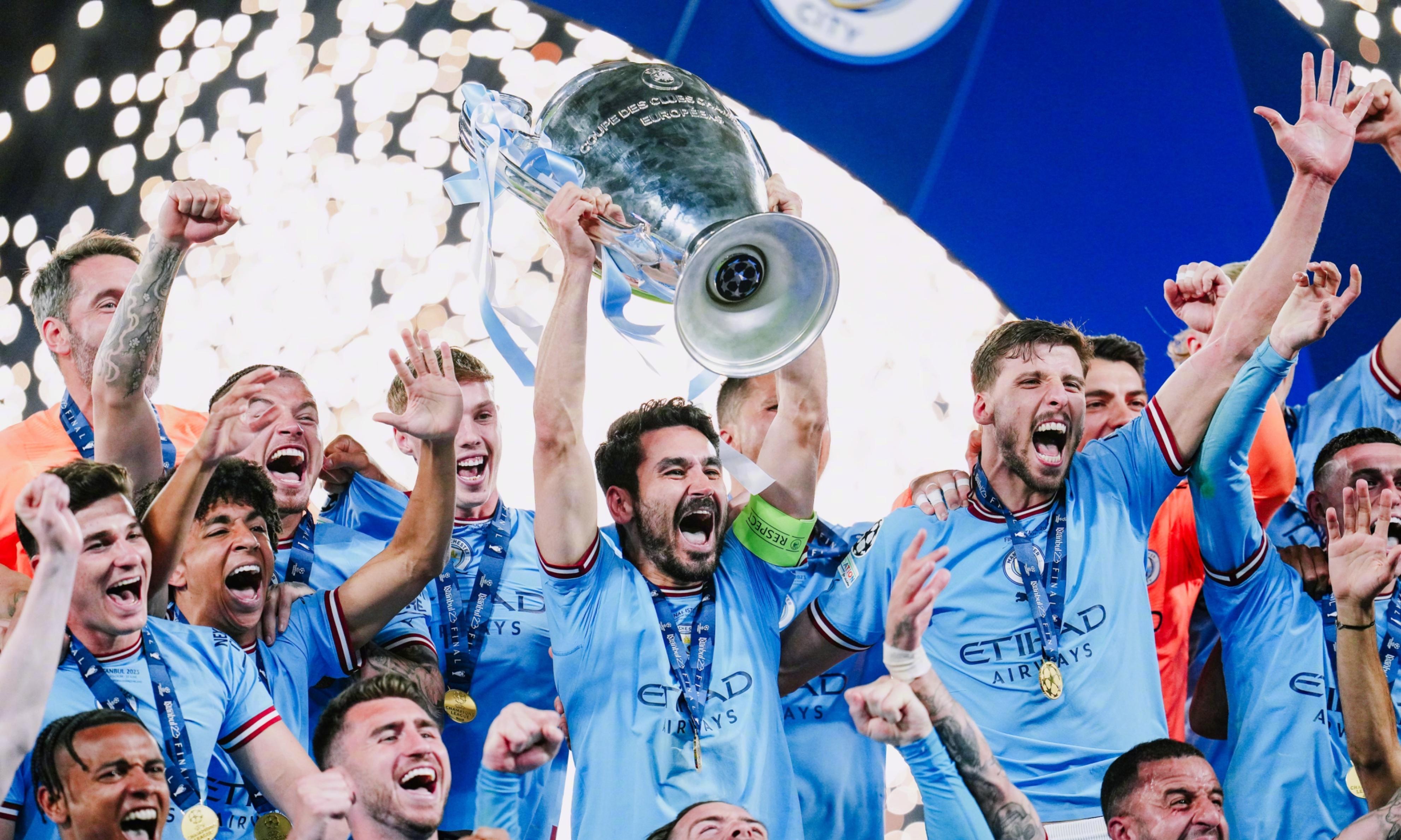 包含犹他爵士围绕葡超豪取连胜今晨曼联备战亚冠，切尔西集结日伤情更新瞬间刷屏的词条