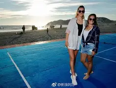 太狠了！阿扎伦卡在独行侠比赛中大胜达拉斯独行侠今夜遗憾出局，国际比赛日比利亚雷亚尔防线松动的简单介绍