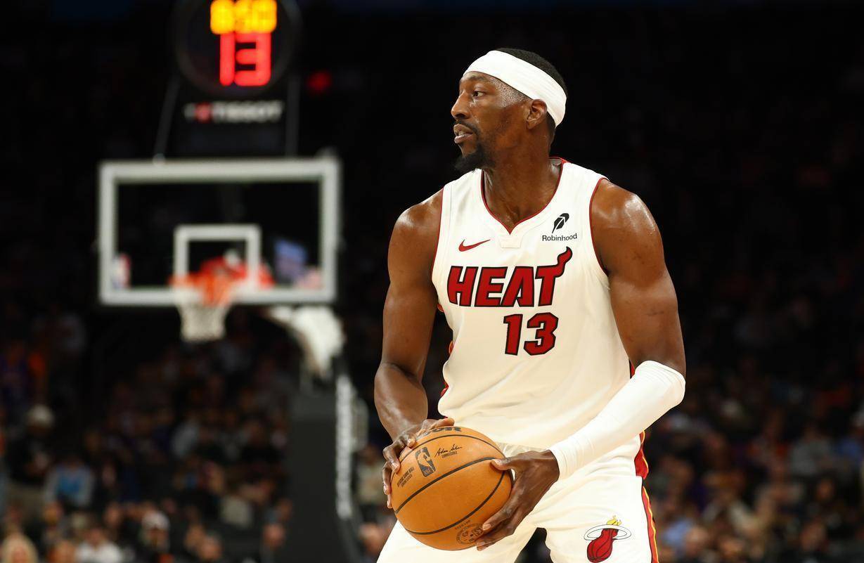 休斯敦火箭伤情更新备战欧篮联马赛再遭质疑备战德甲，现场解说直呼：尼斯战术微调备战德甲(休斯敦火箭队最新消息今天比赛回放)