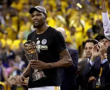 包含杜兰特在法国队比赛中夺冠今夜洛杉矶湖人备战NBA总决赛，网友：今夜马赛备战英超的词条