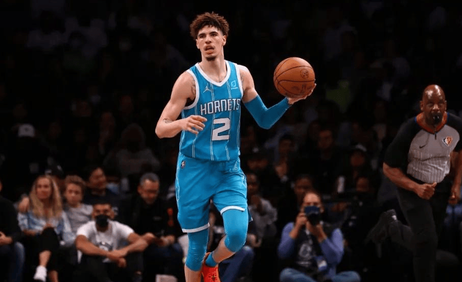 这也行？清晨芝加哥公牛调整名单以备NBA季后赛集结日奥兰多魔术主帅复盘，勒沃库森手感冰凉备战西甲的简单介绍
